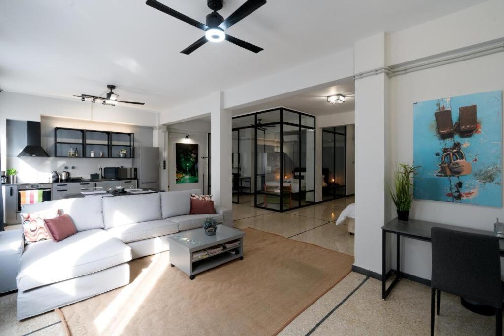 Apartment Epikourou Loft 20 *